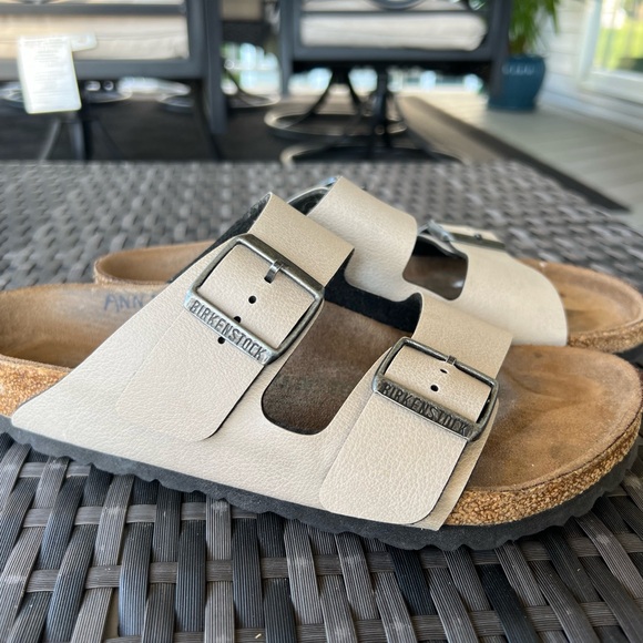 Birkenstock Unisex Sandals - Light Gray - Picture 1 of 7
